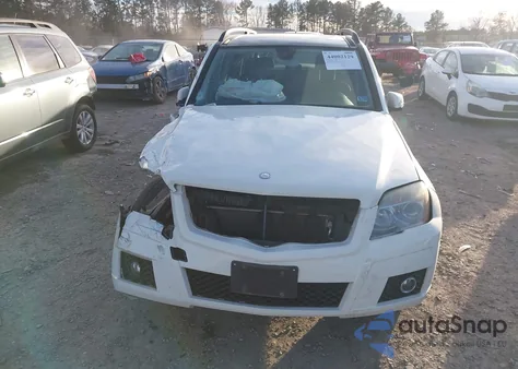 2010 Mercedes-Benz Glk 350 4Matic z USA, uszkodzony, nr VIN WDCGG8HBXAF325293